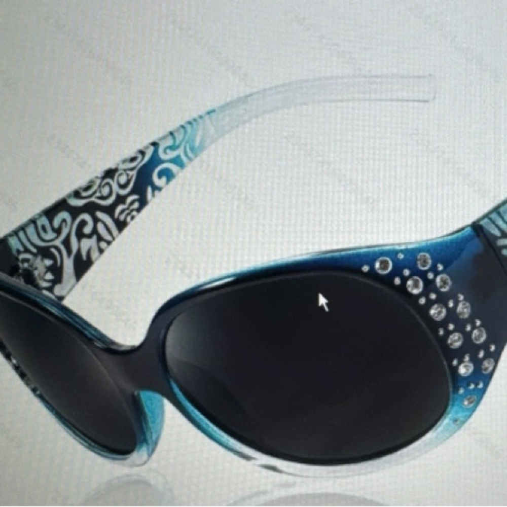 Elegant Black and Blue Patterned Sunglasses